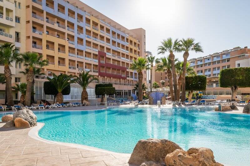 10_22444156_p 10_22444156_p