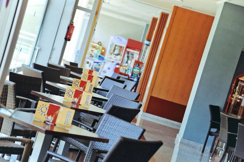 15_19396914_r 15_19396914_r