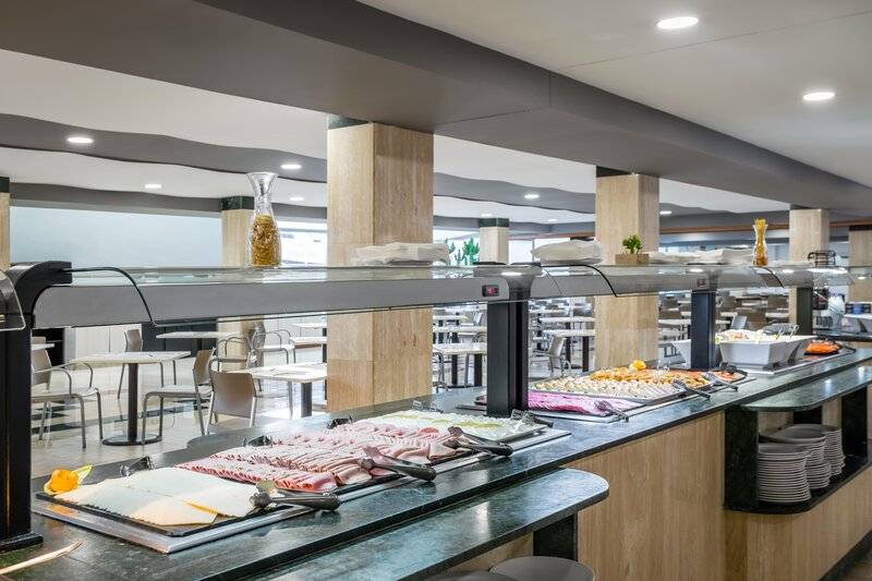 18_22444141_r 18_22444141_r