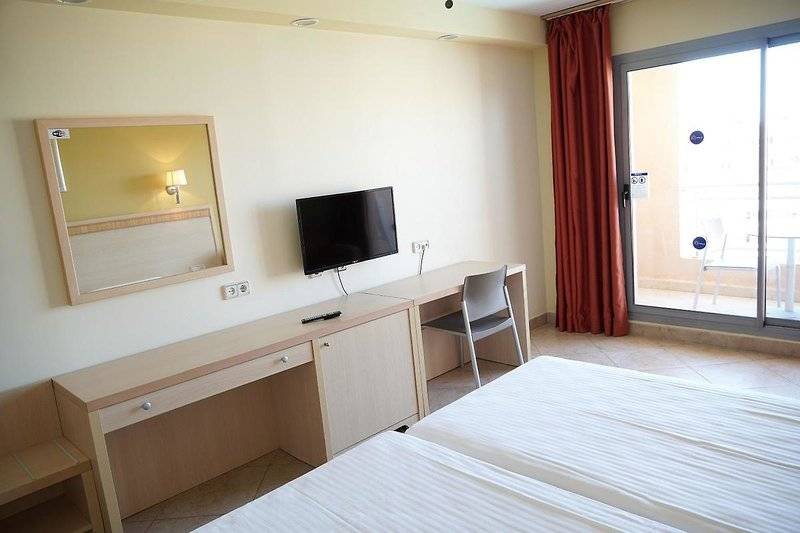 25_19396924_w 25_19396924_w