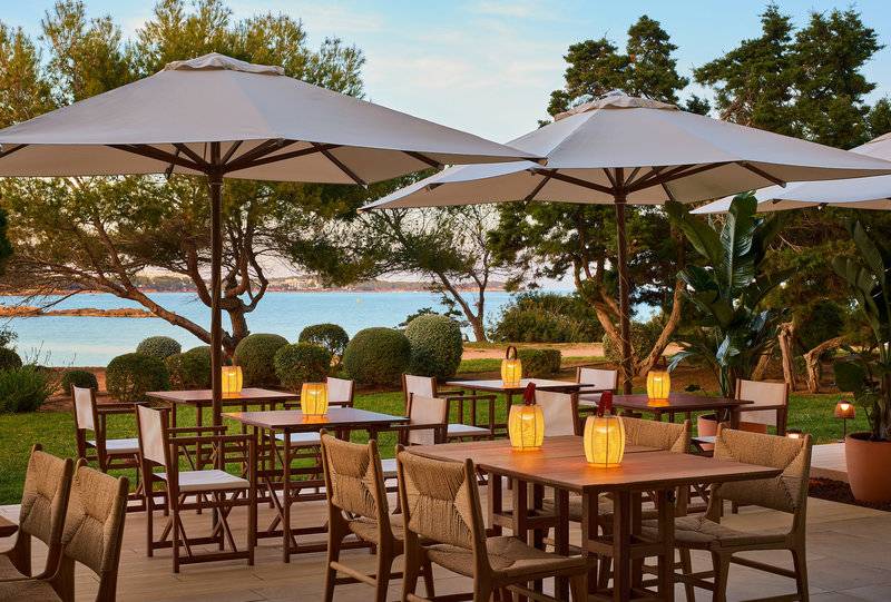 17_19703523_r 17_19703523_r