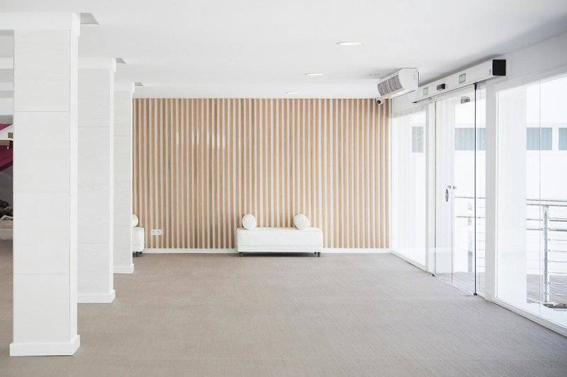 23_7728493_w 23_7728493_w