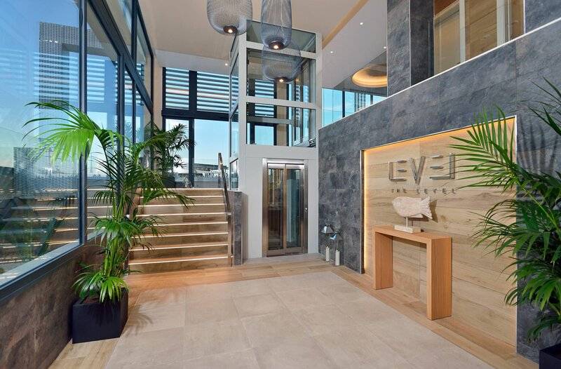 12_19529762_a 12_19529762_a