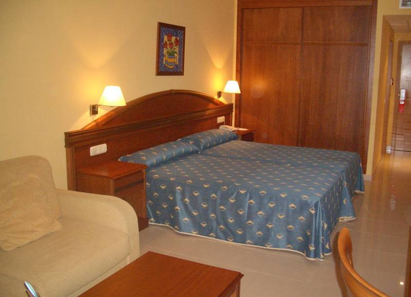 14_829720_w 14_829720_w