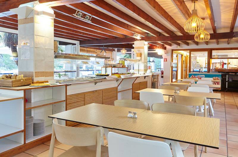 10_11154628_r 10_11154628_r