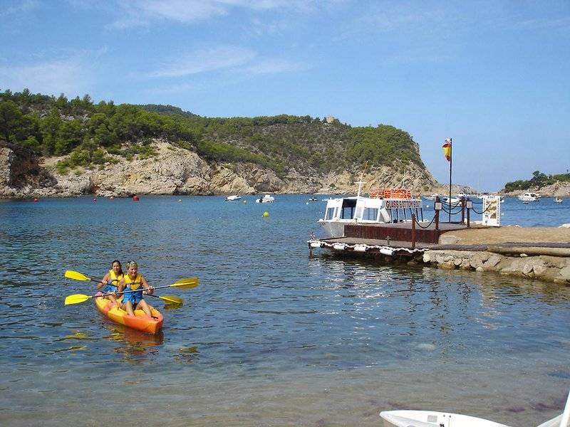 12_2487713_s 12_2487713_s