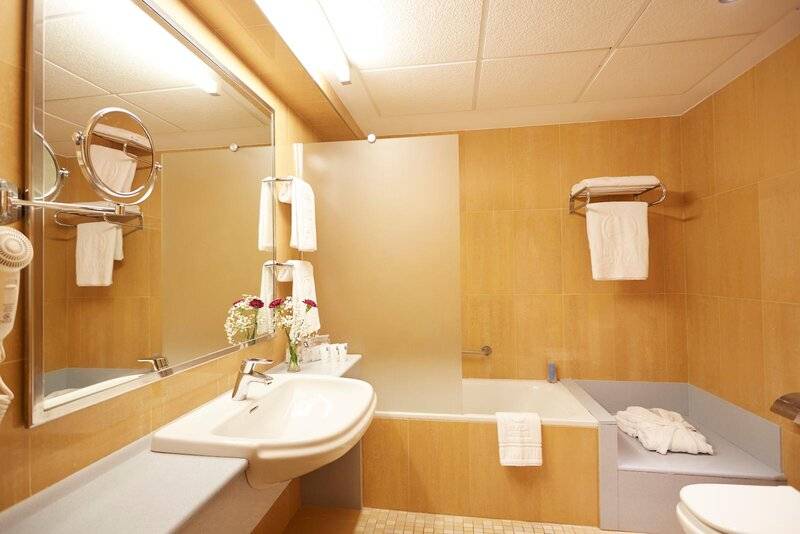 28_22439229_unknown 28_22439229_unknown