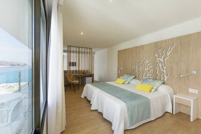 27_11533631_w 27_11533631_w