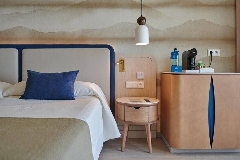 17_21356780_w 17_21356780_w