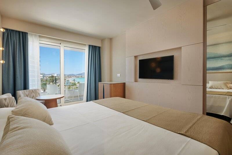 23_21356815_w 23_21356815_w