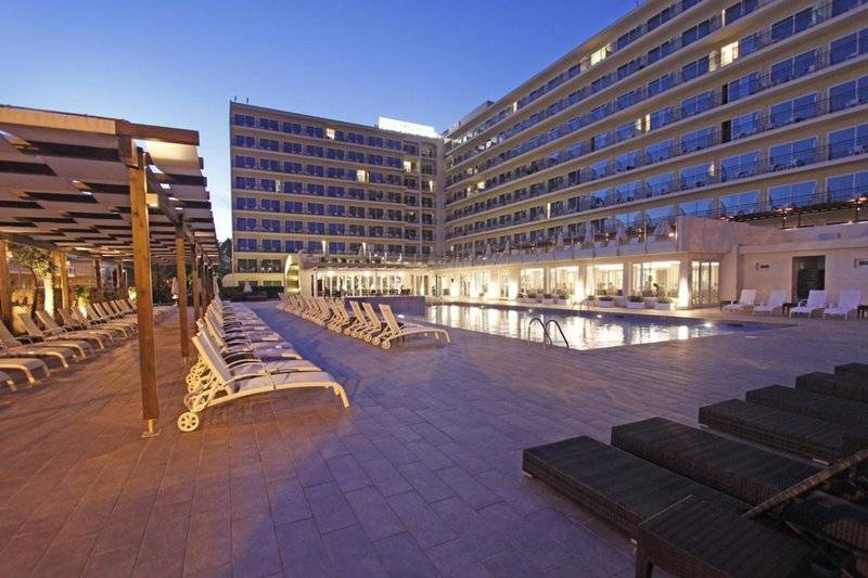 17_16615425_s 17_16615425_s