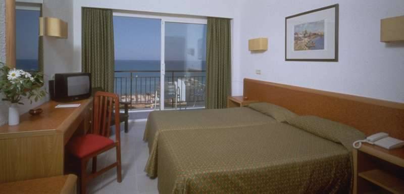 18_785563_w 18_785563_w