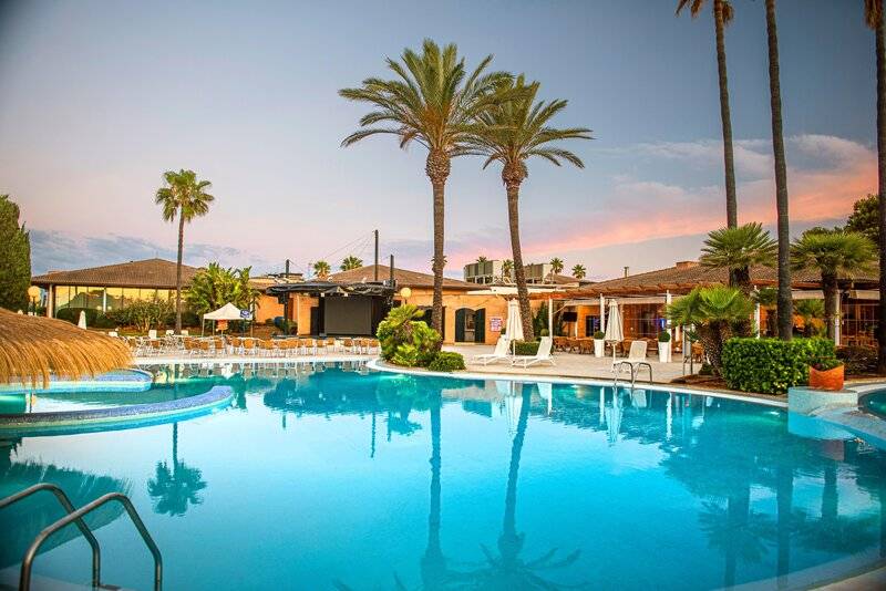 14_16970495_p 14_16970495_p