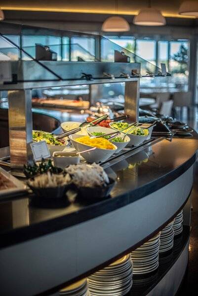 24_16970310_r 24_16970310_r