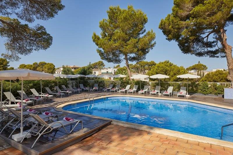 10_15707133_p 10_15707133_p