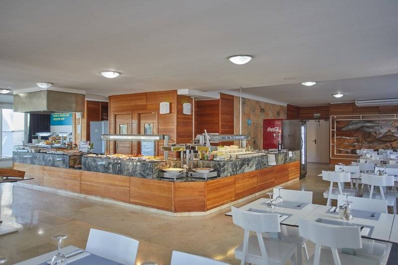 16_15359774_r 16_15359774_r