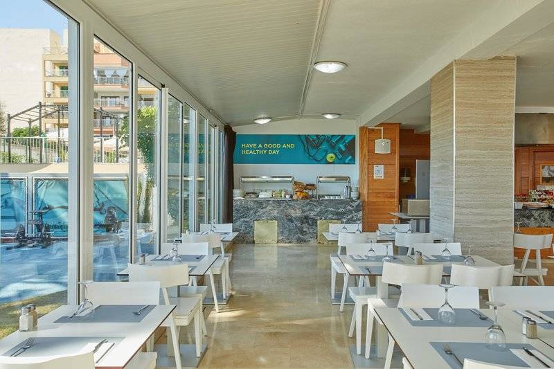 17_15359784_r 17_15359784_r