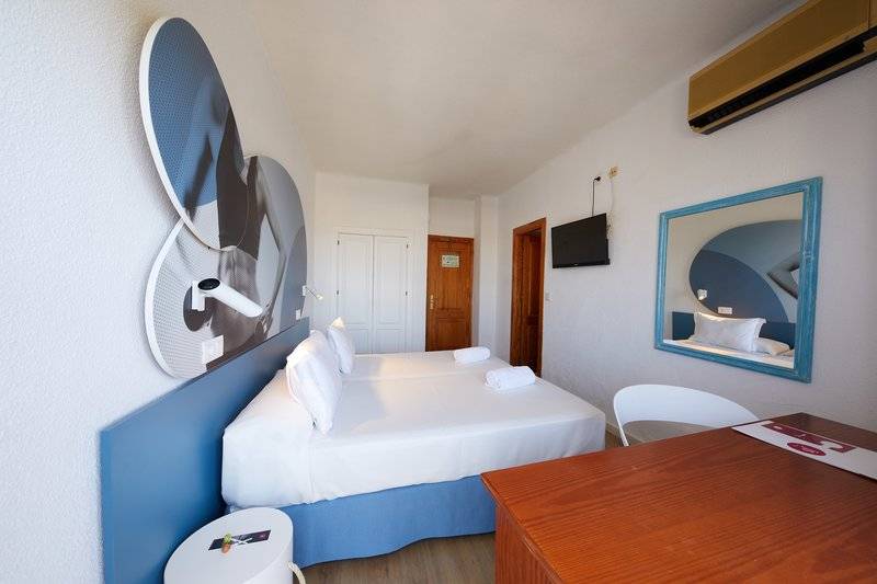 25_15359824_w 25_15359824_w