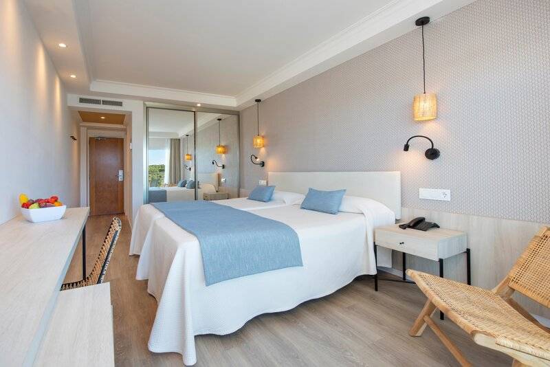 17_22868517_w 17_22868517_w