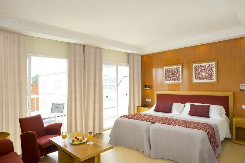 26_18068042_w 26_18068042_w