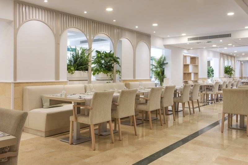 10_19754537_r 10_19754537_r