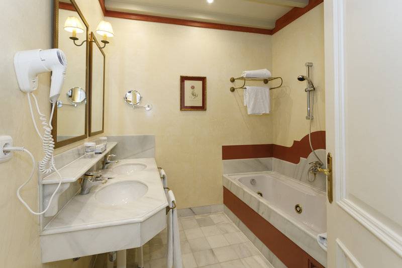 27_11209245_w 27_11209245_w