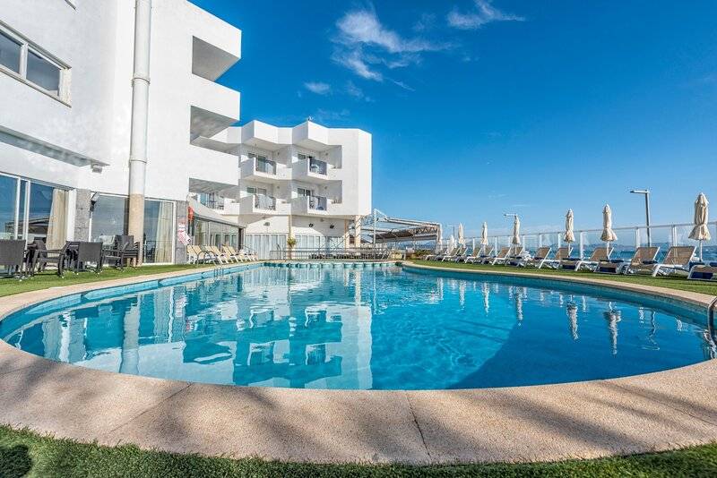 13_18375106_p 13_18375106_p