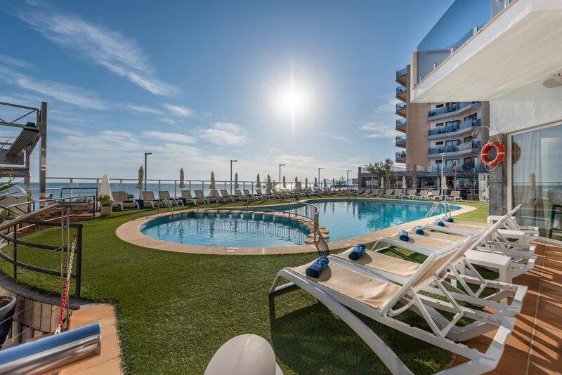 15_18375121_p 15_18375121_p