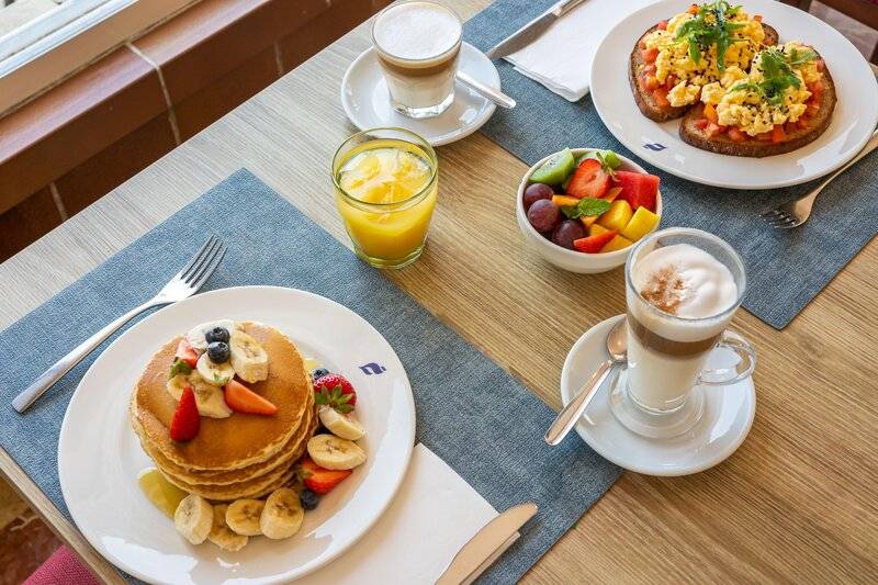 24_22484332_r 24_22484332_r