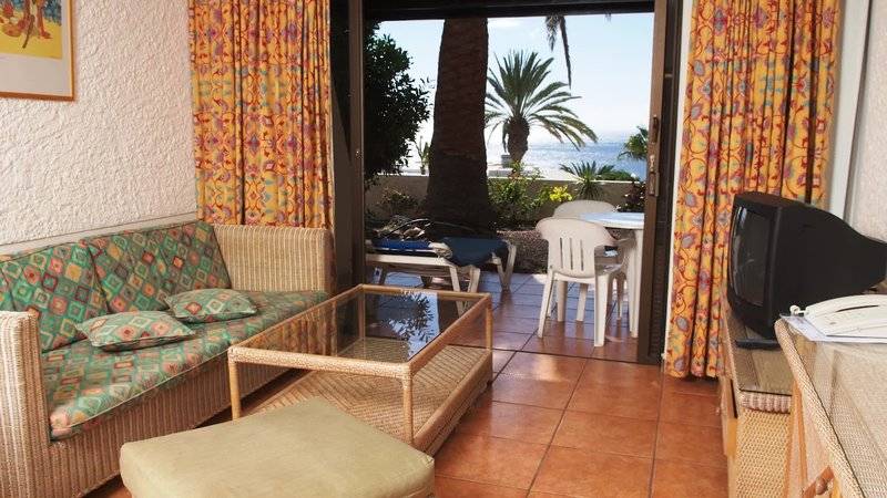 17_4684337_w 17_4684337_w