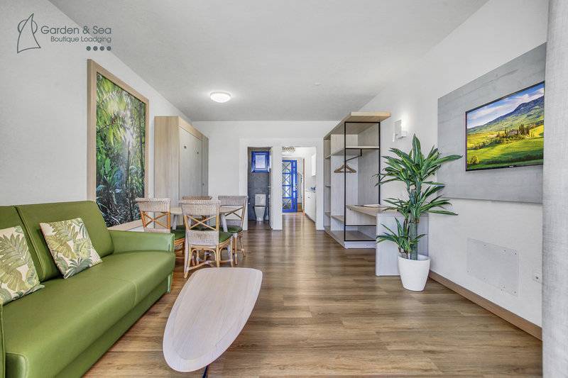 27_15609295_w 27_15609295_w