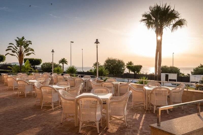 11_17326134_r 11_17326134_r