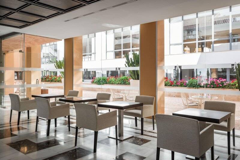 13_17326119_r 13_17326119_r