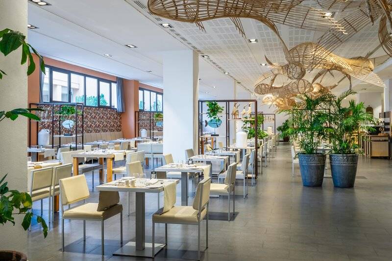 15_22422257_r 15_22422257_r