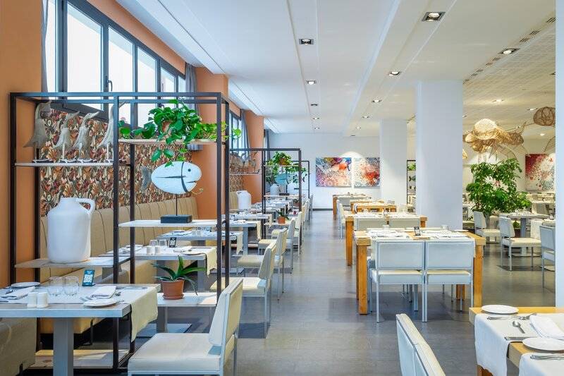 17_22422277_r 17_22422277_r