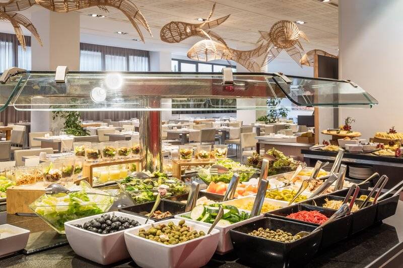 22_19316608_r 22_19316608_r