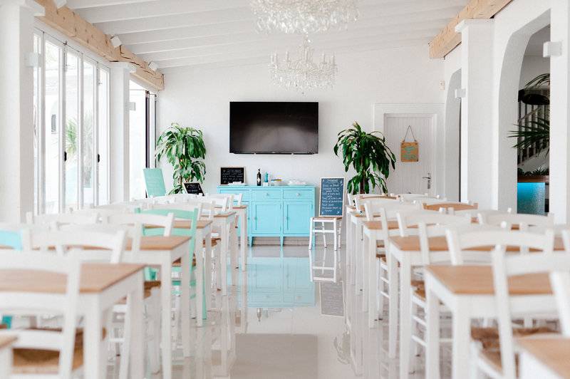 9_17151665_r 9_17151665_r