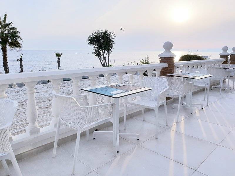 14_14574221_r 14_14574221_r