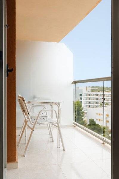 27_22907403_w 27_22907403_w