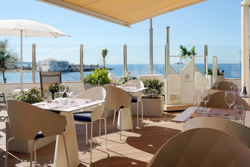 17_21890892_r 17_21890892_r