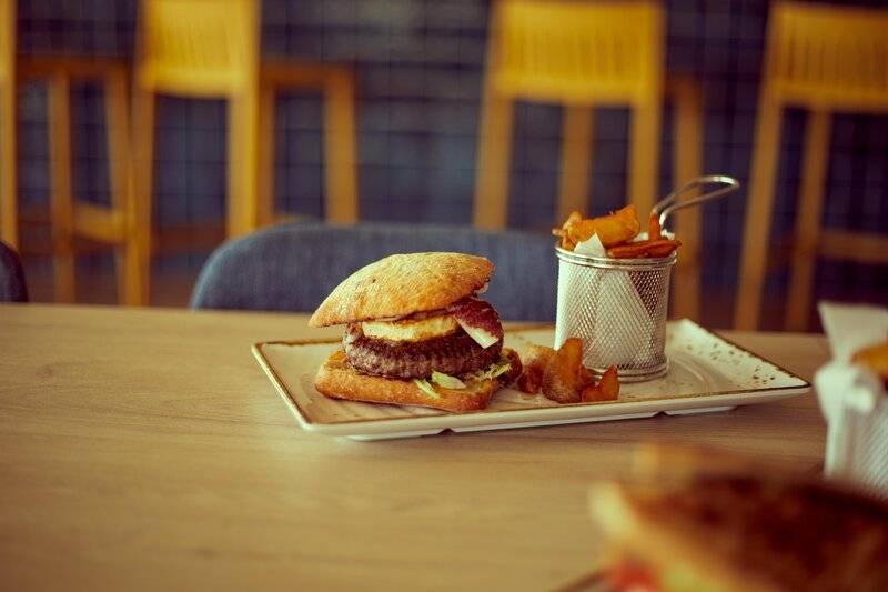 19_21891147_r 19_21891147_r