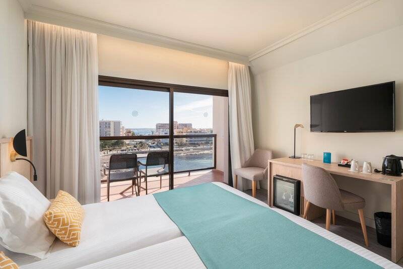 28_21890702_w 28_21890702_w