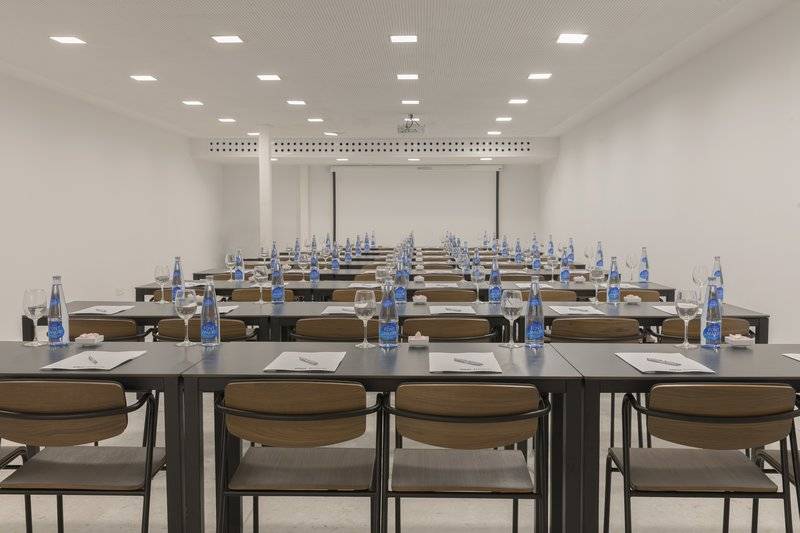 28_11171749_k 28_11171749_k