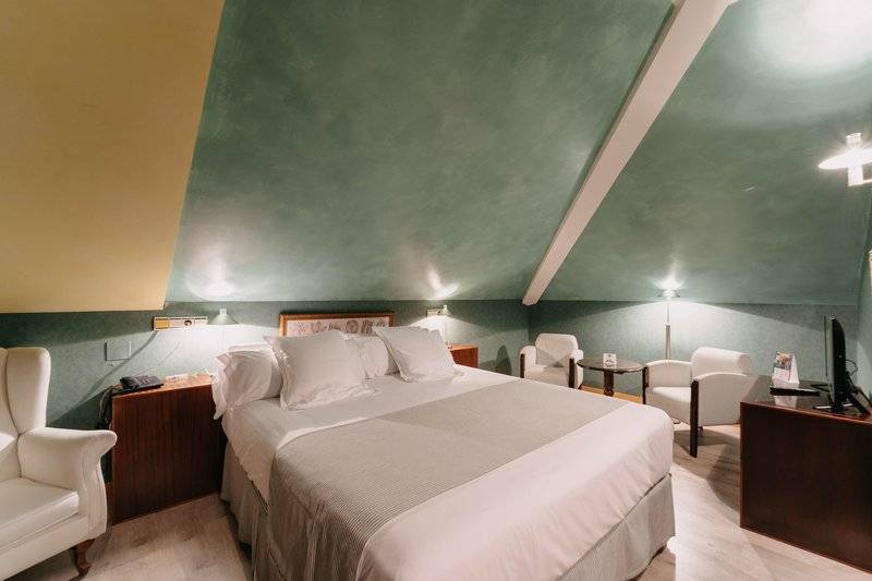 24_16772318_w 24_16772318_w