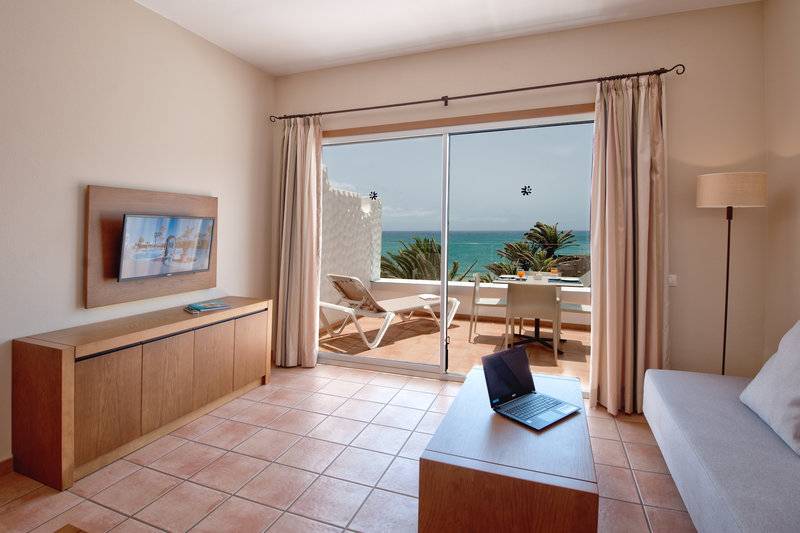 23_15396202_w 23_15396202_w