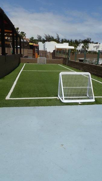 27_1879258_f 27_1879258_f