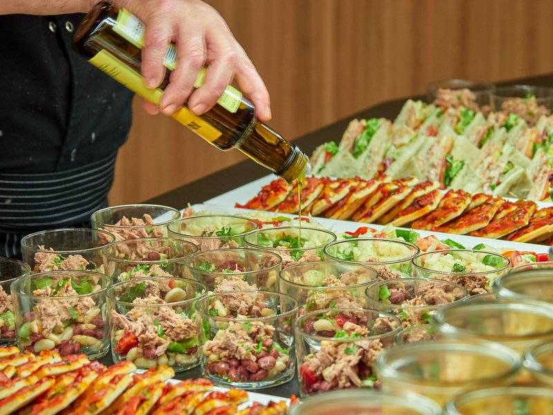 21_16635744_r 21_16635744_r