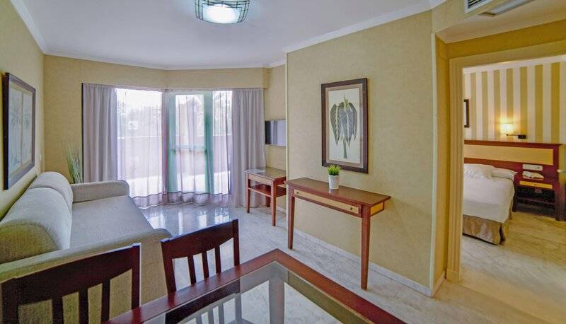 12_22919854_w 12_22919854_w