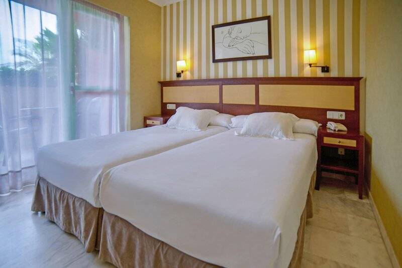 13_22919859_w 13_22919859_w