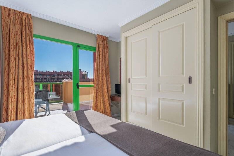 21_22919899_w 21_22919899_w